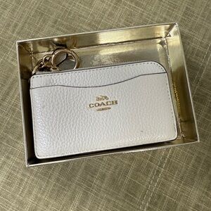 Coach White Leather Keychain Wallet